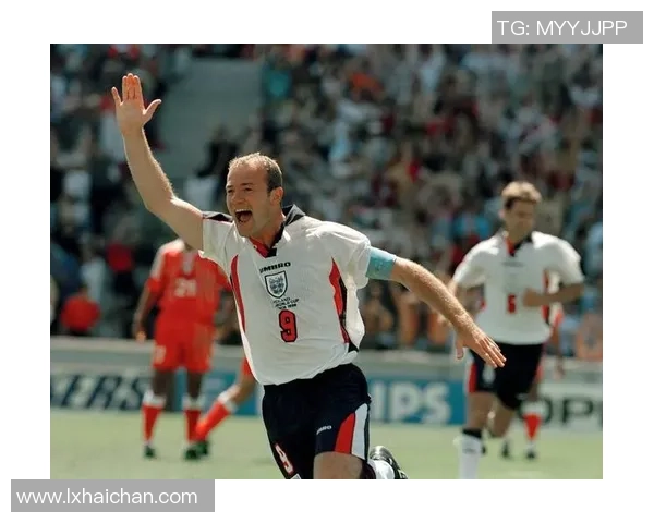 全球中锋足球巨星排名揭晓 技术与实力并重的顶级球员分析