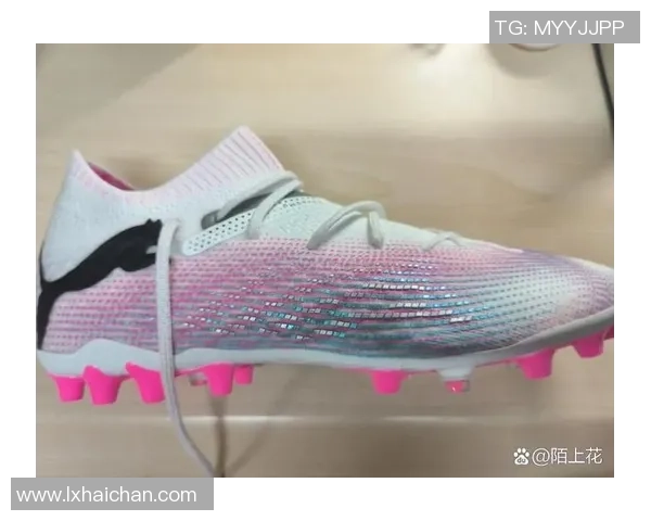 选择球星同款足球鞋在哪买最靠谱？质量与性价比全方位分析